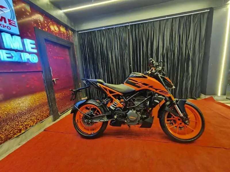 Prime Auto Expo Showroom